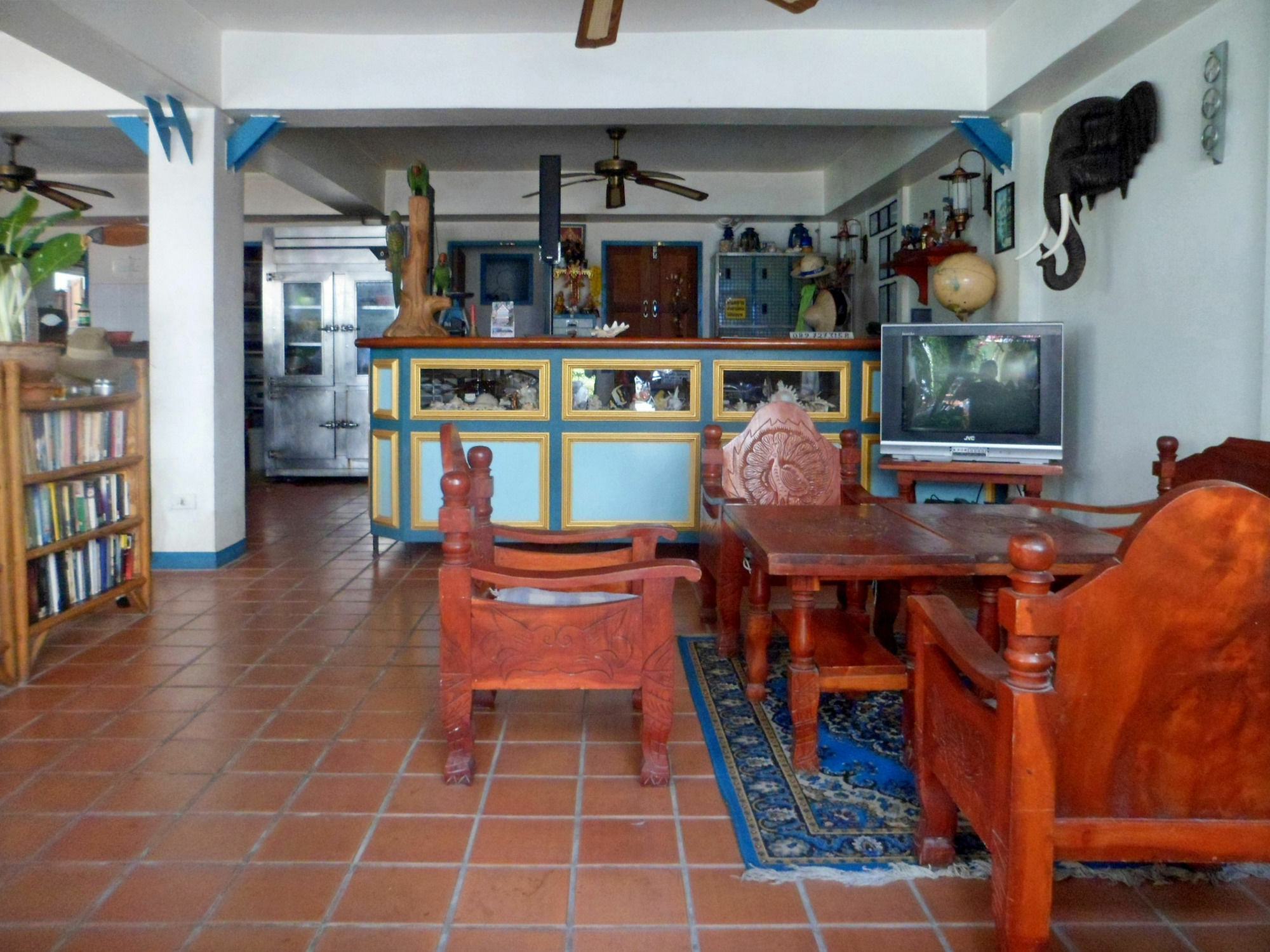 Niku Guesthouse Patong Экстерьер фото