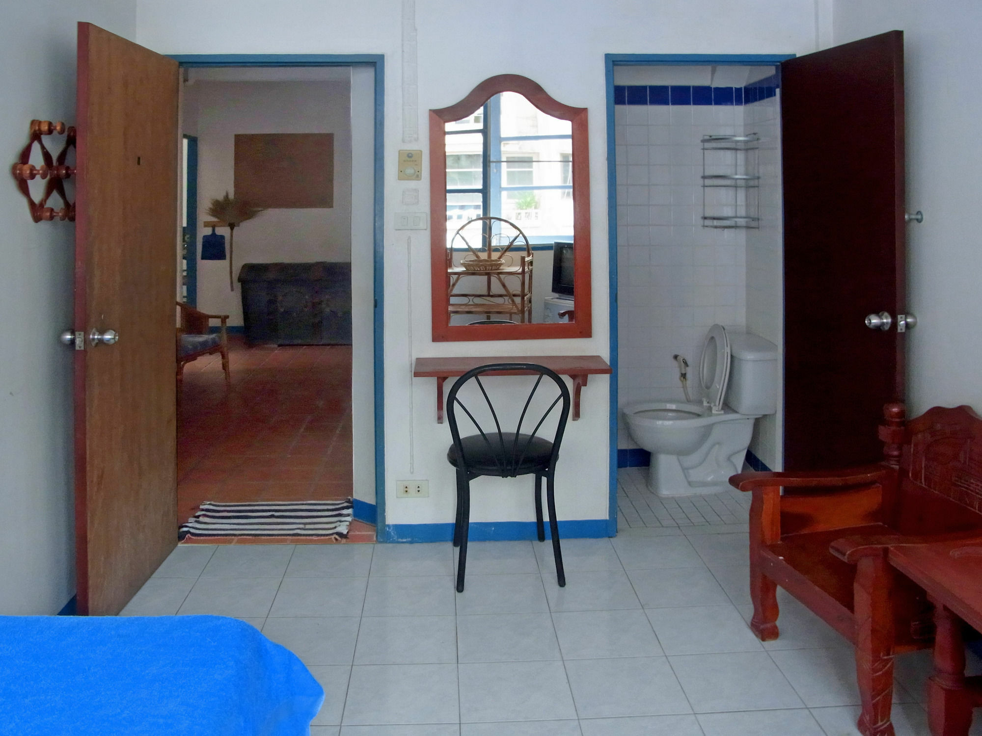 Niku Guesthouse Patong Экстерьер фото