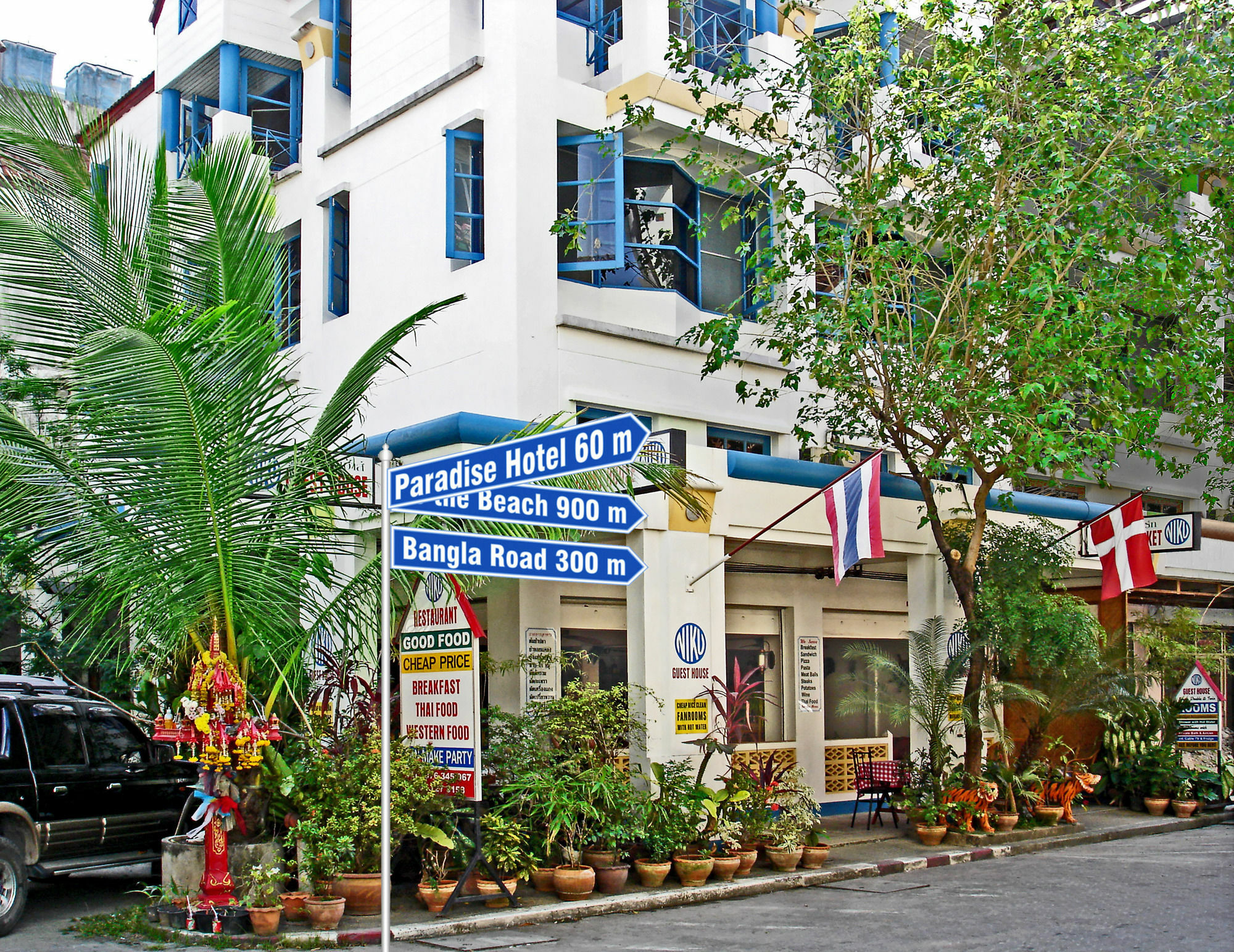 Niku Guesthouse Patong Экстерьер фото